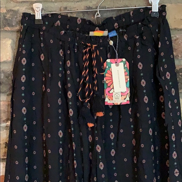 🆕NWT rare Floral Farm Rio Wide Leg Pants - Picture 8 of 8